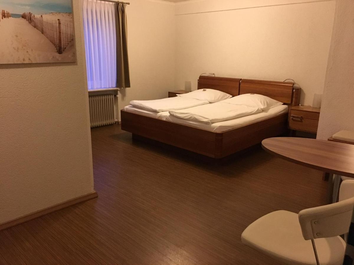 Heeren'S Hotel Garni Bensersiel Exterior photo